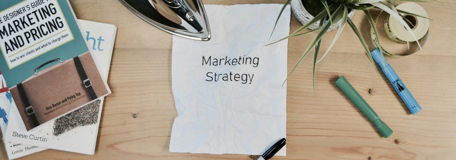slownik marketingu strategia